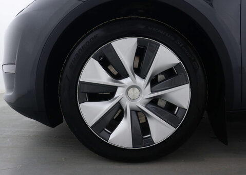 Tesla Model Y Model Y Long Range AWD 4WD 5dr 16