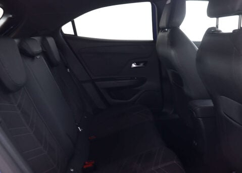 Vauxhall Mokka 1.2 Mokka Ultimate Turbo Auto 5dr 39