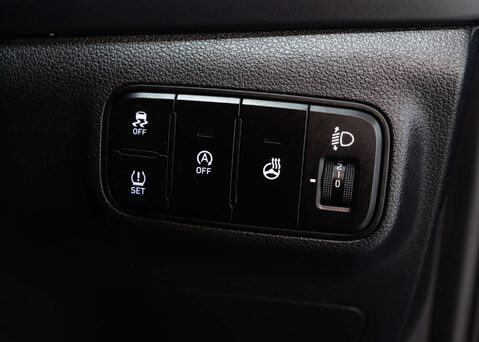 Hyundai i20 1.0 i20 Premium MHEV TGDi 5dr 39