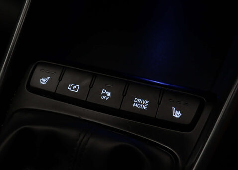 Hyundai i20 1.0 i20 Premium MHEV TGDi 5dr 33