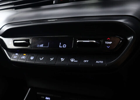 Hyundai i20 1.0 i20 Premium MHEV TGDi 5dr 32