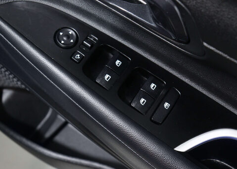 Hyundai i20 1.0 i20 Premium MHEV TGDi 5dr 40