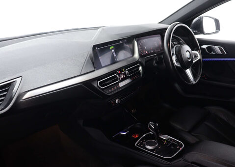 BMW 1 Series 1.5 118I M Sport Auto 5dr 48