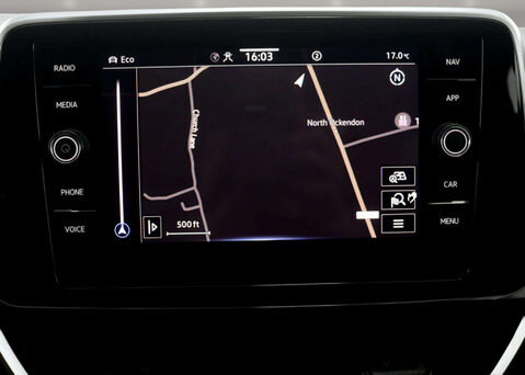 Volkswagen T-Roc 1.5 T-Roc R-Line TSI Semi-Auto 5dr 25