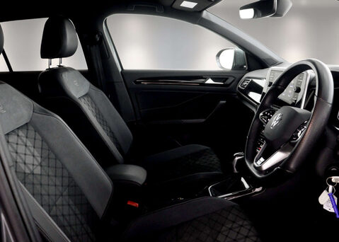 Volkswagen T-Roc 1.5 T-Roc R-Line TSI Semi-Auto 5dr 42