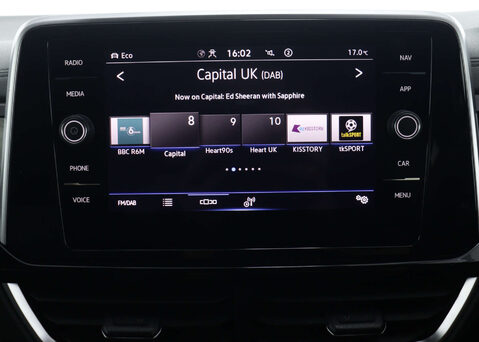 Volkswagen T-Roc 1.5 T-Roc R-Line TSI Semi-Auto 5dr 21