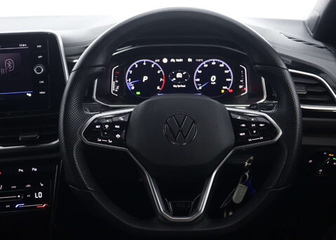 Volkswagen T-Roc 1.5 T-Roc R-Line TSI Semi-Auto 5dr 18