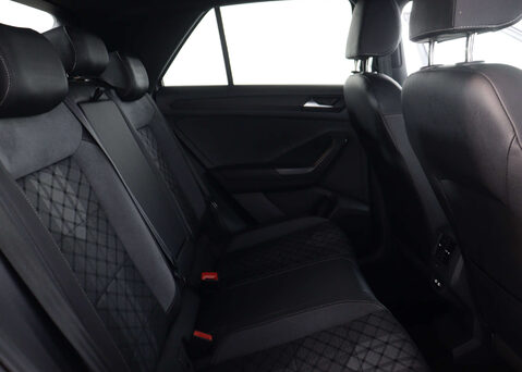Volkswagen T-Roc 1.5 T-Roc R-Line TSI Semi-Auto 5dr 50