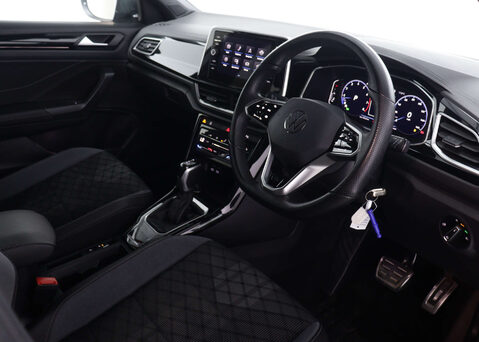 Volkswagen T-Roc 1.5 T-Roc R-Line TSI Semi-Auto 5dr 41