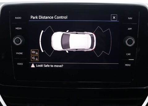 Volkswagen T-Roc 1.5 T-Roc R-Line TSI Semi-Auto 5dr 31