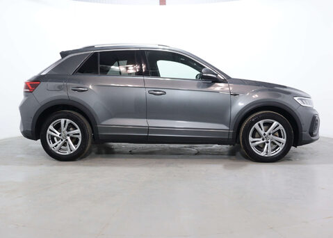 Volkswagen T-Roc 1.5 T-Roc R-Line TSI Semi-Auto 5dr 12