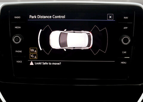 Volkswagen T-Roc 1.5 T-Roc R-Line TSI Semi-Auto 5dr 31