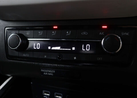 SEAT Arona 1.0 Arona Xcellence TSi Semi-Auto 5dr 31