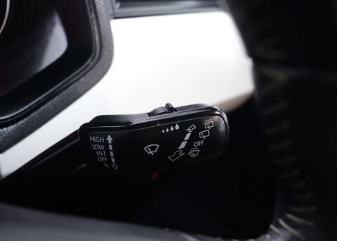 SEAT Arona 1.0 Arona Xcellence TSi Semi-Auto 5dr 38