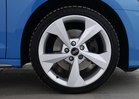 Audi A3 1.4 A3 Sportback 40 TFSI S Line E Semi-Auto 5dr 14