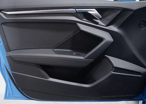 Audi A3 1.4 A3 Sportback 40 TFSI S Line E Semi-Auto 5dr 43