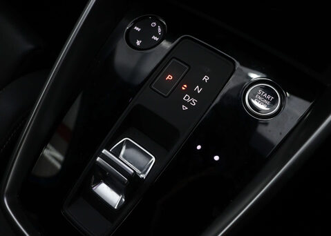 Audi A3 1.4 A3 Sportback 40 TFSI S Line E Semi-Auto 5dr 31