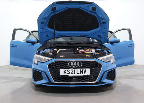 Audi A3 1.4 A3 Sportback 40 TFSI S Line E Semi-Auto 5dr 50