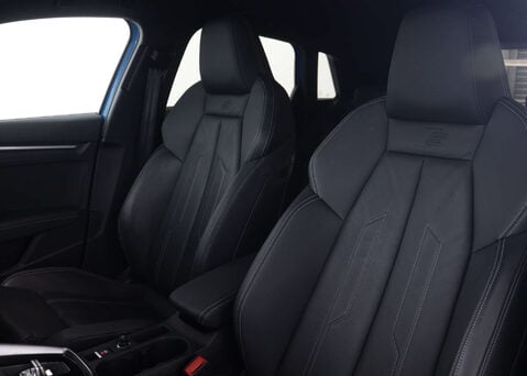 Audi A3 1.4 A3 Sportback 40 TFSI S Line E Semi-Auto 5dr 42
