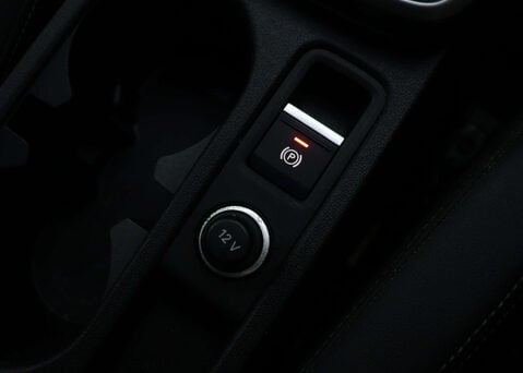 Audi A3 1.4 A3 Sportback 40 TFSI S Line E Semi-Auto 5dr 32