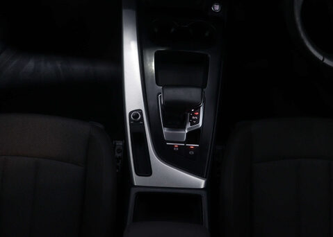 Audi A4 2.0 A4 Technik 35 TFSI MHEV Semi-Auto 4dr 20