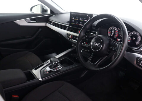 Audi A4 2.0 A4 Technik 35 TFSI MHEV Semi-Auto 4dr 40