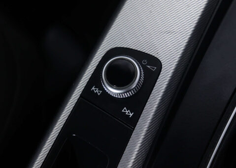 Audi A4 2.0 A4 Technik 35 TFSI MHEV Semi-Auto 4dr 33