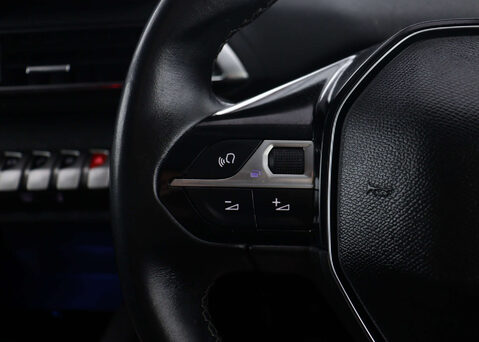 Peugeot 3008 1.5 3008 Allure Premium Blue HDi S/S 5dr 33