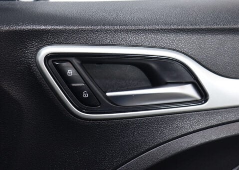 MG ZS 1.0 ZS Exclusive TGDi Auto 5dr 39