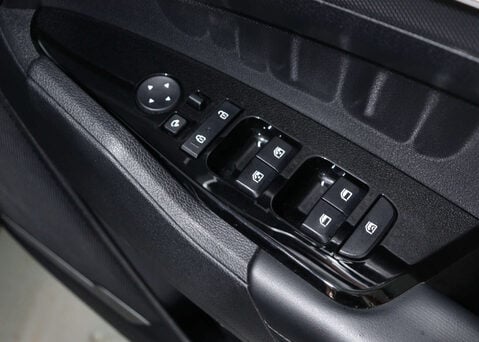 Kia Sportage 1.6 Sportage 3 HEV Auto 5dr 42