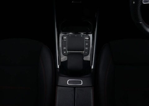 Mercedes-Benz GLB 1.3 GLB 200 AMG Line Auto 5dr 20