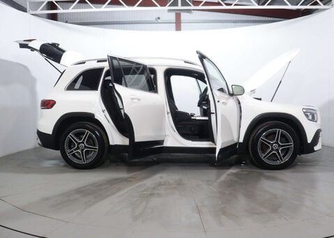 Mercedes-Benz GLB 1.3 GLB 200 AMG Line Auto 5dr 61