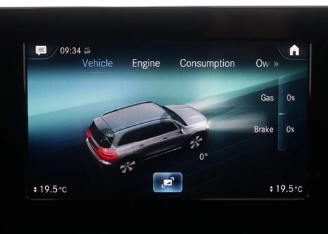 Mercedes-Benz GLB 1.3 GLB 200 AMG Line Auto 5dr 25