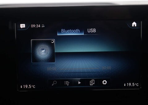 Mercedes-Benz GLB 1.3 GLB 200 AMG Line Auto 5dr 24