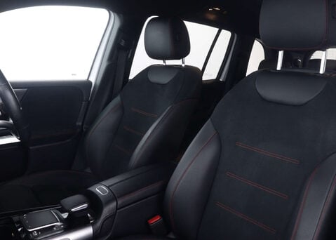 Mercedes-Benz GLB 1.3 GLB 200 AMG Line Auto 5dr 46