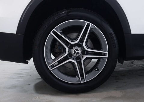 Mercedes-Benz GLB 1.3 GLB 200 AMG Line Auto 5dr 13