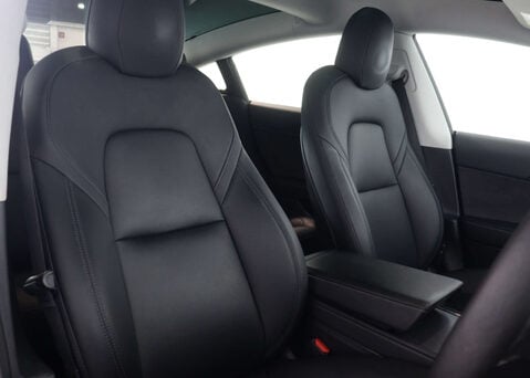 Tesla Model 3 Model 3 Long Range AWD 4WD 4dr 39