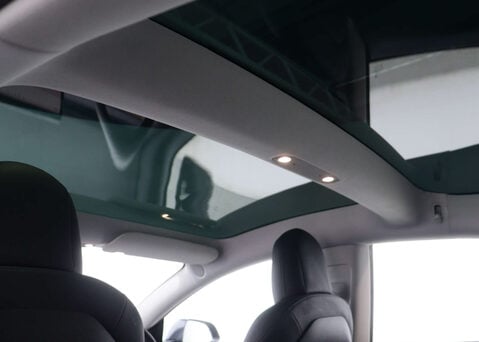 Tesla Model 3 Model 3 Long Range AWD 4WD 4dr 45