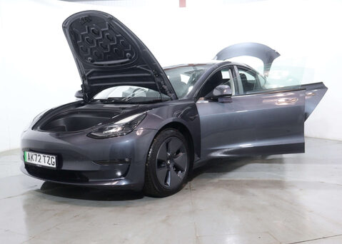 Tesla Model 3 Model 3 Long Range AWD 4WD 4dr 54