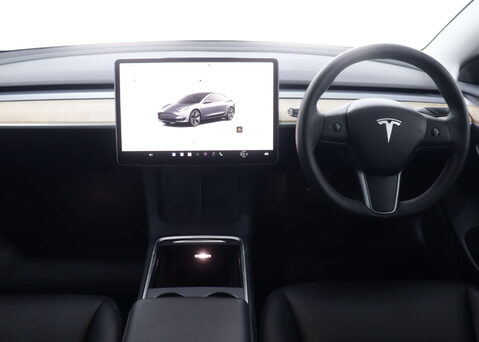 Tesla Model 3 Model 3 Long Range AWD 4WD 4dr 20