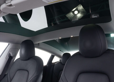 Tesla Model 3 Model 3 Long Range AWD 4WD 4dr 44