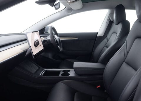 Tesla Model 3 Model 3 Long Range AWD 4WD 4dr 41