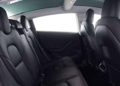 Tesla Model 3 Model 3 Long Range AWD 4WD 4dr 47