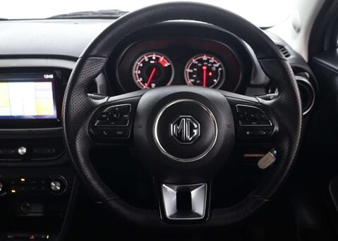 MG MG3 1.5 3 Exclusive Nav VTi-Tech 5dr 22