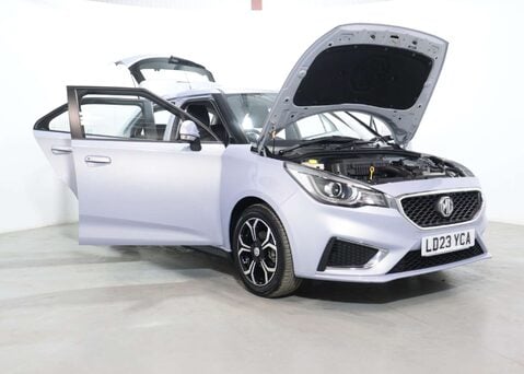MG MG3 1.5 3 Exclusive Nav VTi-Tech 5dr 51
