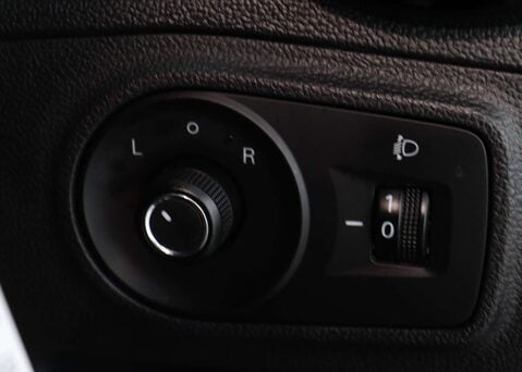 MG MG3 1.5 3 Exclusive Nav VTi-Tech 5dr 37