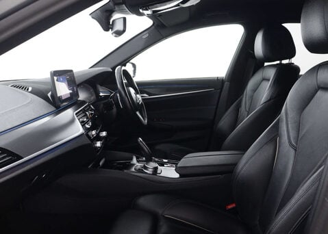 BMW 5 Series 2.0 530e M Sport Auto 5dr 51