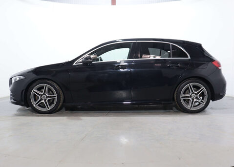 Mercedes-Benz A Class 1.3 A 200 AMG Line Exeutive Auto 5dr 8