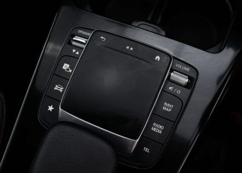 Mercedes-Benz A Class 1.3 A 200 AMG Line Exeutive Auto 5dr 31