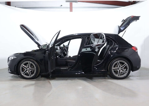 Mercedes-Benz A Class 1.3 A 200 AMG Line Exeutive Auto 5dr 54